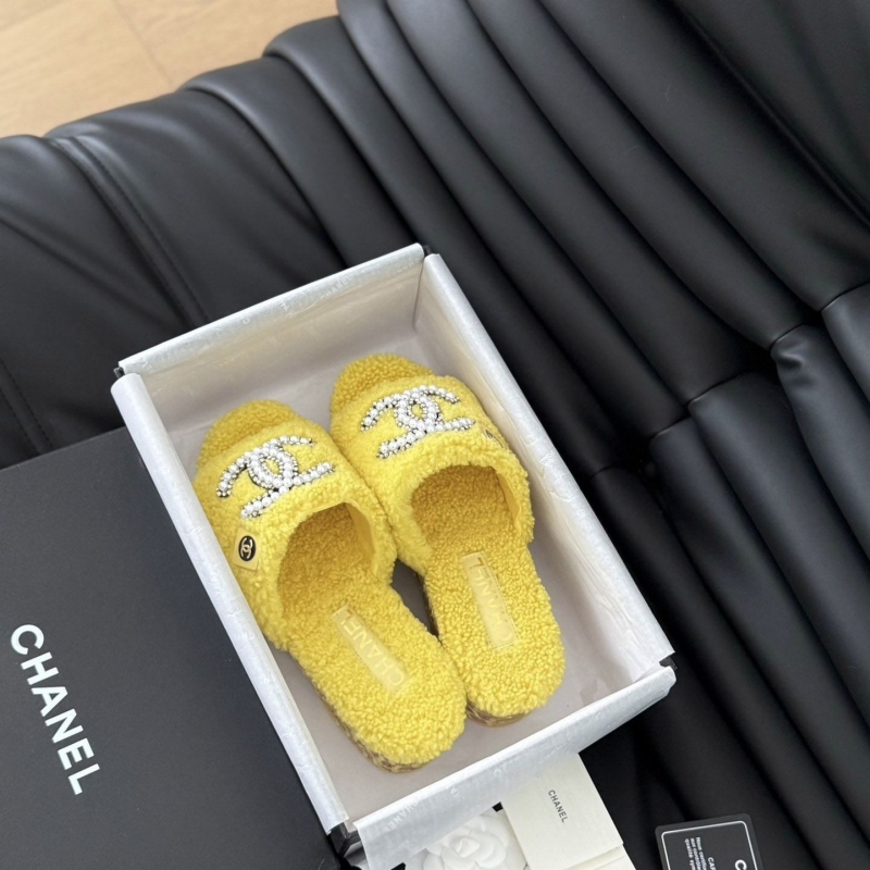 Ch*el slippers